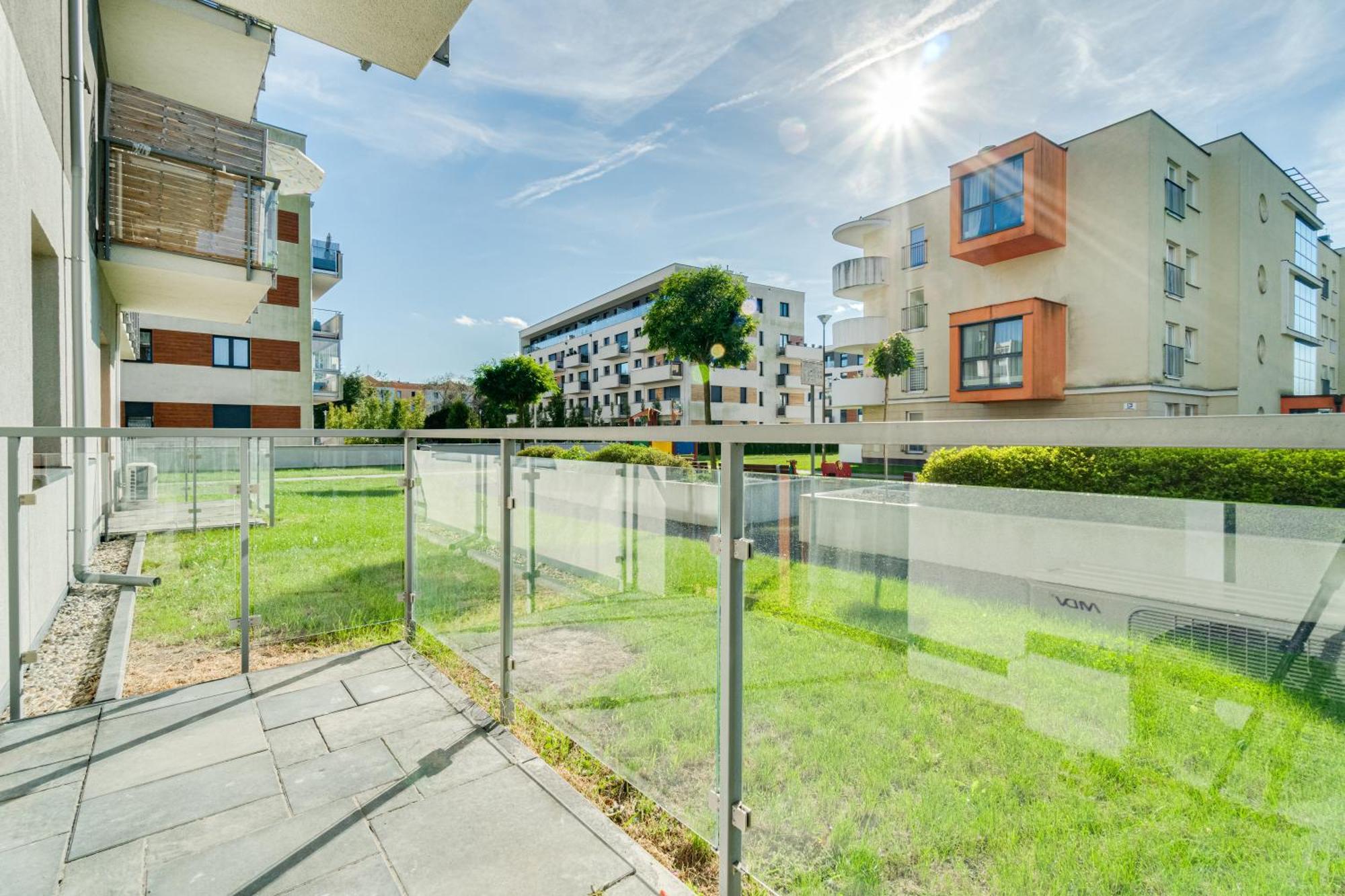 Modern Suites Koszyka 45 Opole Kültér fotó